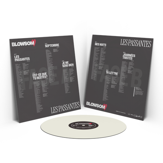 Vinyle blanc crème "LES PASSANTES" + planche d'autocollants offerte